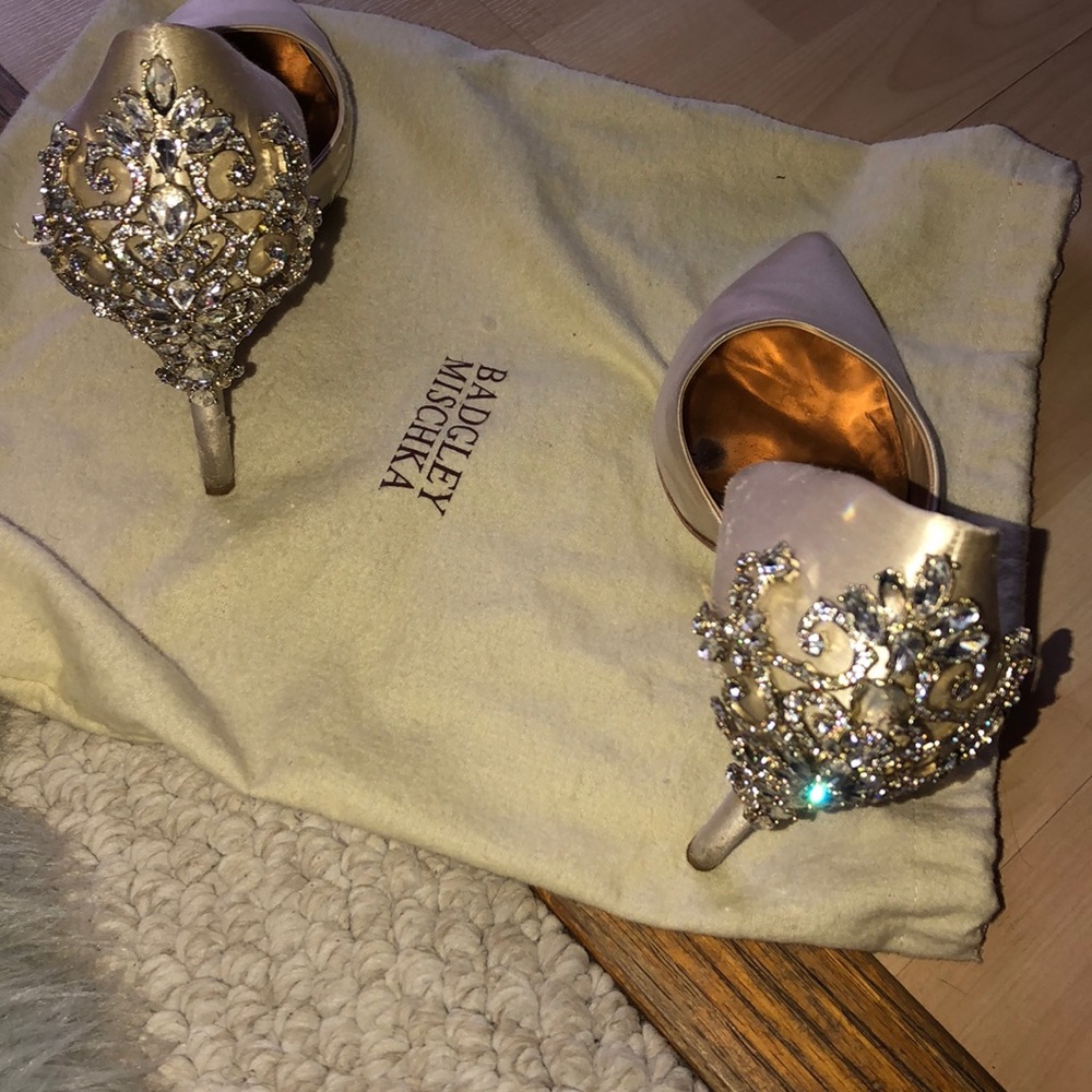 Beautiful Badgley Mischka heels!